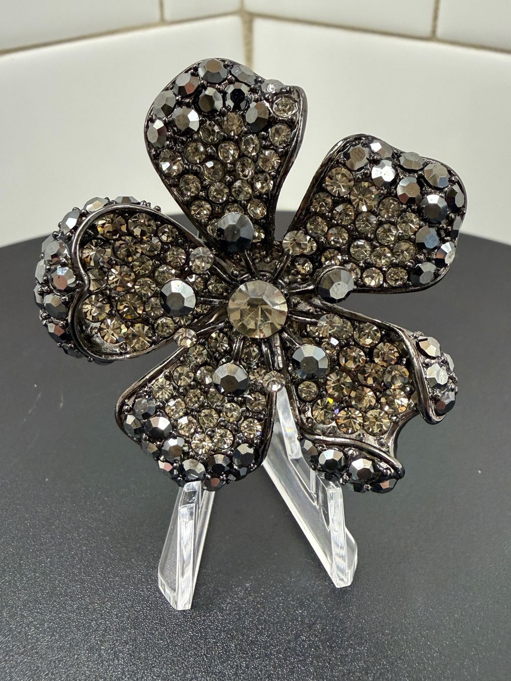 Retro Pave Crystal 5 Petal Flower Brooch